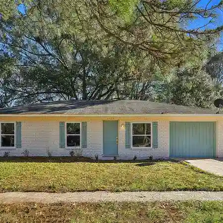 Painted Brick House Sq